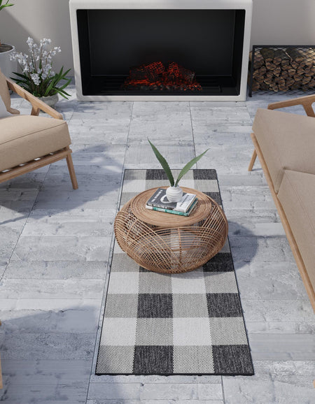 Patio Plaid Collection Area Rug - Veranda