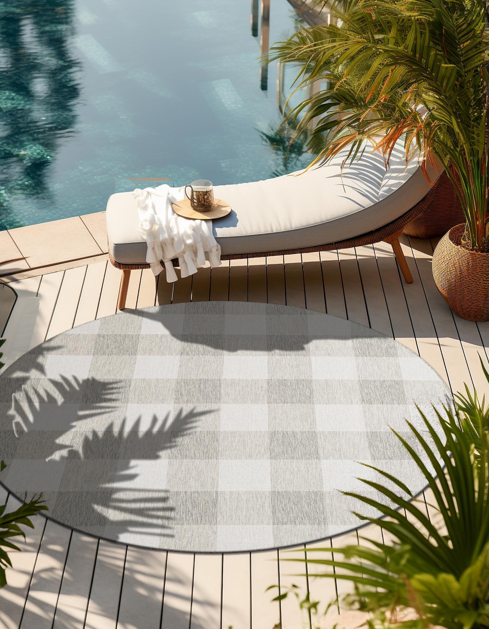 Patio Plaid Collection Area Rug - Veranda