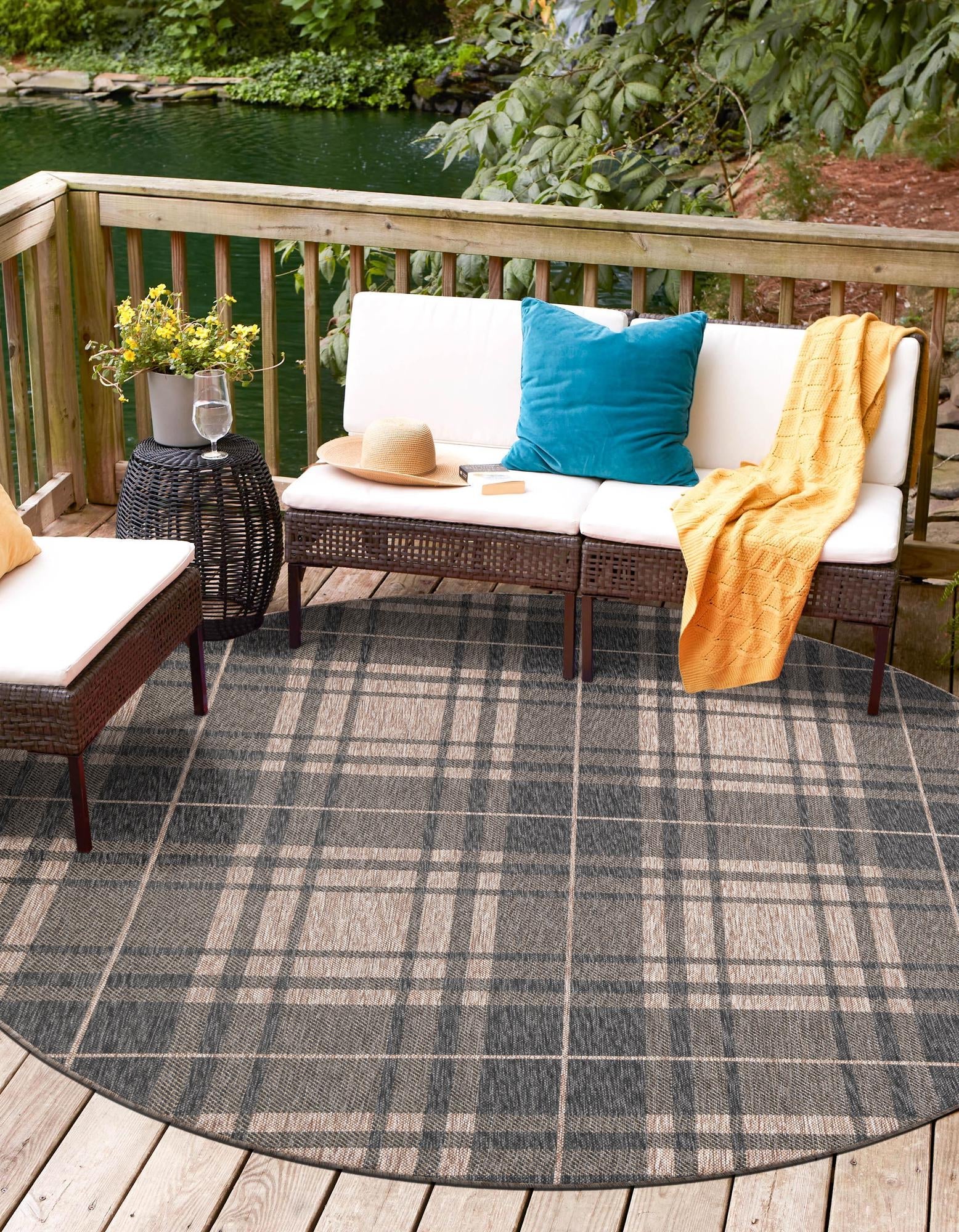 Patio Plaid Collection Area Rug -  Terrace