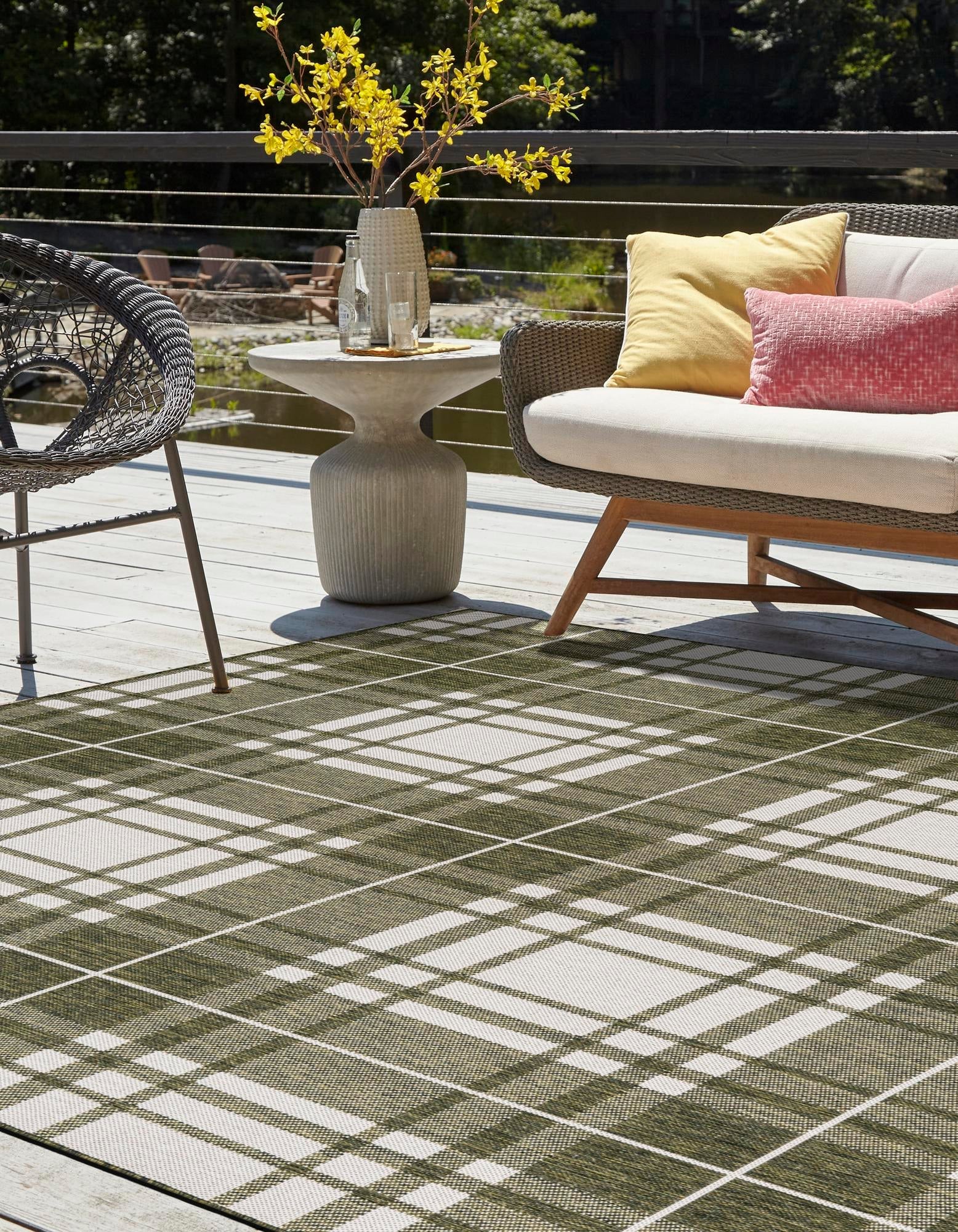 Patio Plaid Collection Area Rug -  Terrace