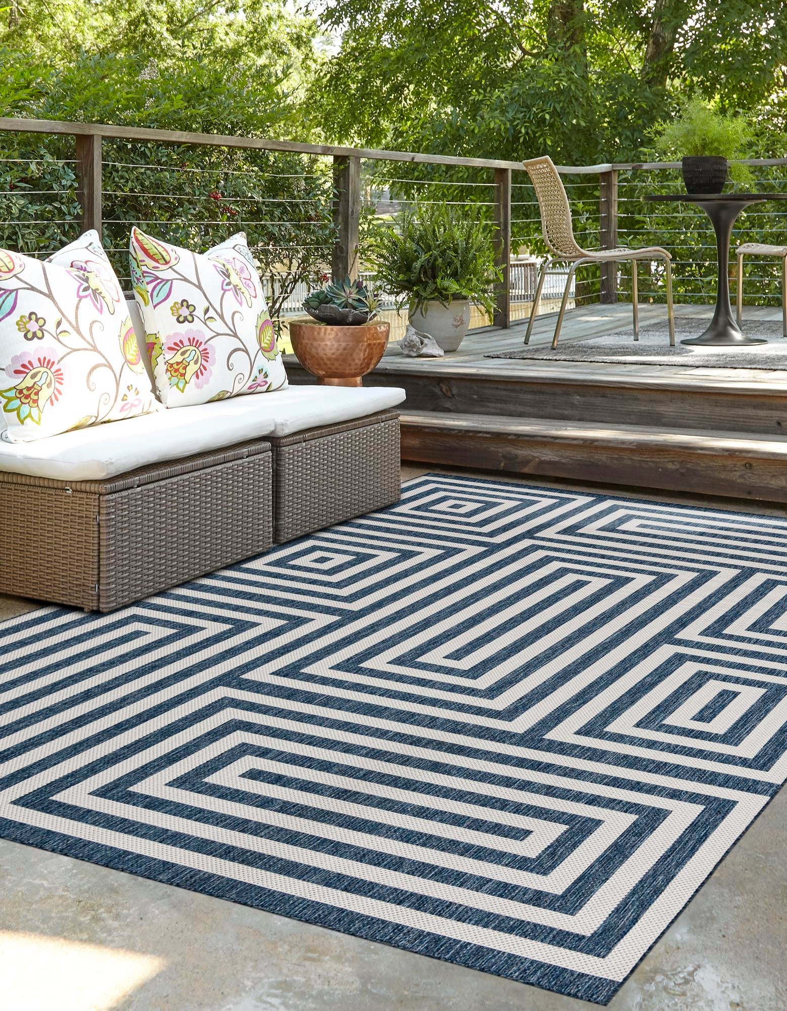 Urban Terrace Collection Area Rug -  Flatiron