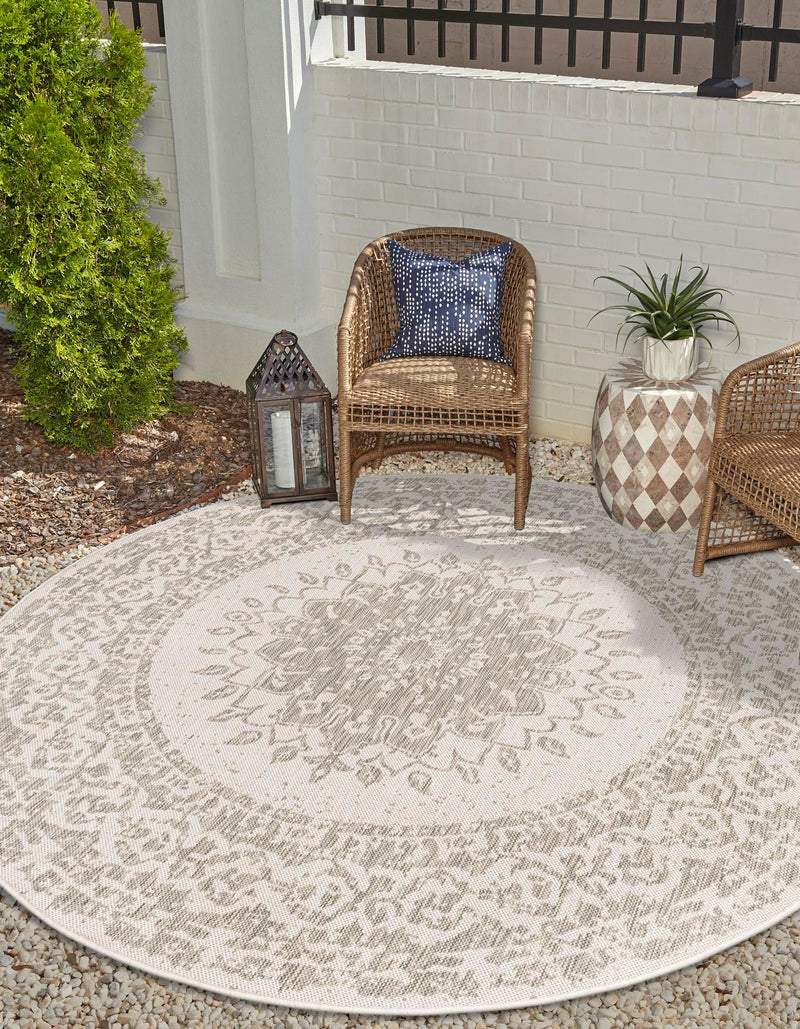 Patio Heritage Collection Area Rug -  Lafayette (Gray) Round Gray  lifestyle 12