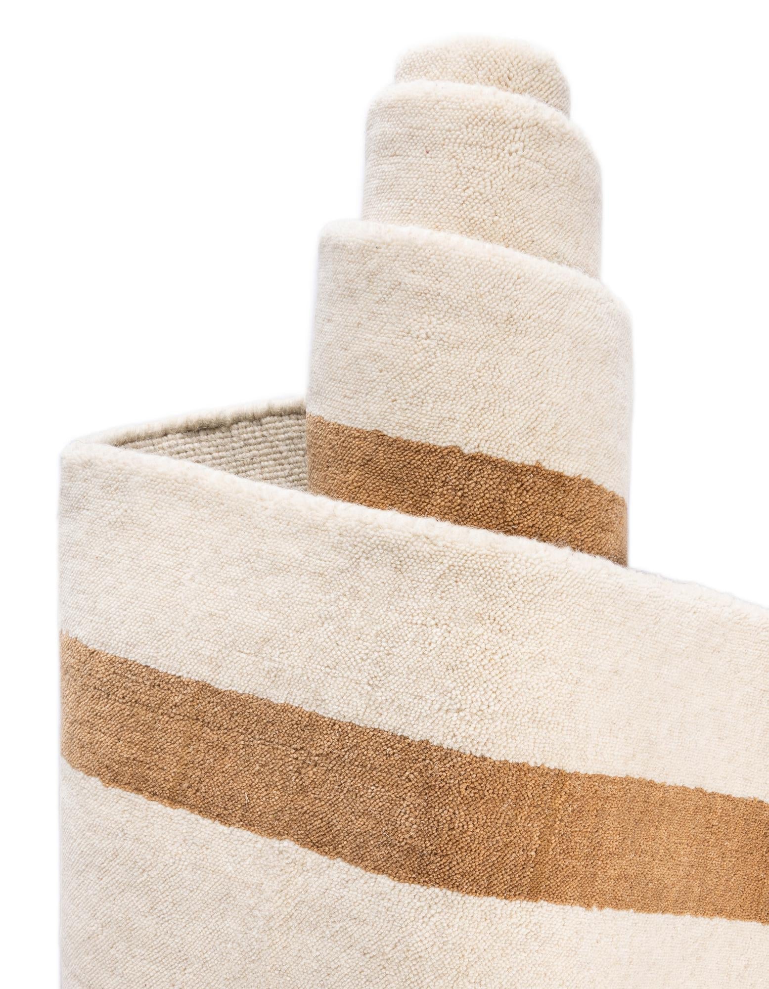 Zara Hills Wool Collection Area Rug - Glenway