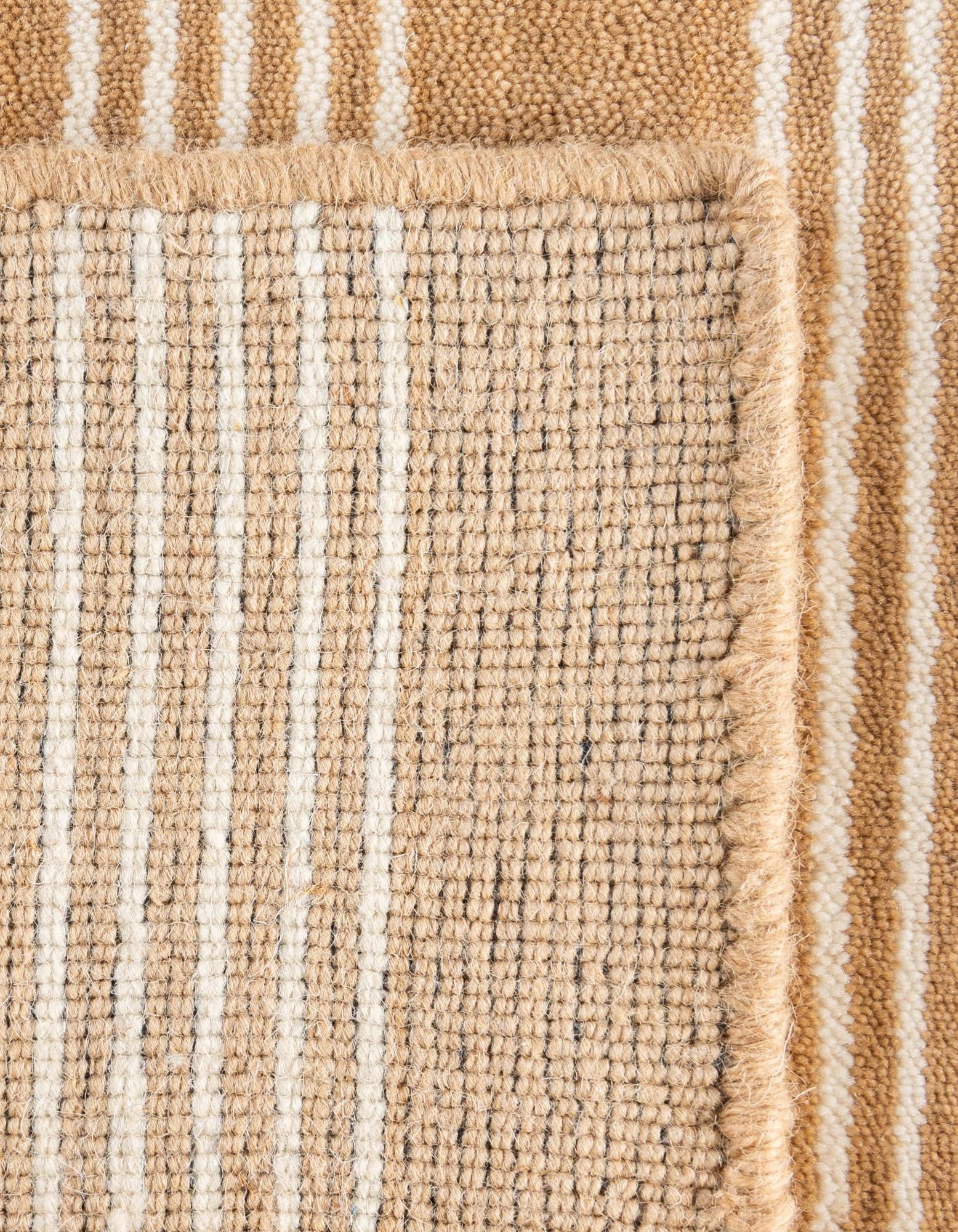 Zara Hills Wool Collection Area Rug - Savannah