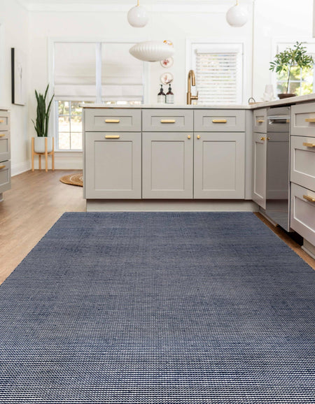 Jill Zarin Malibu Sands Outdoor Collection Area Rug - Pebble (Navy Sky)