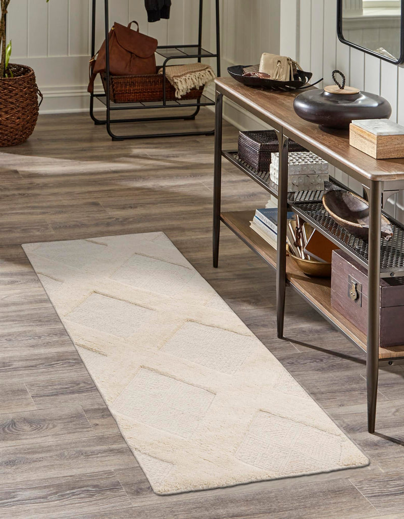 Trellis Wool Collection Area Rug - Vineyard Runner Ivory  lifestyle 7