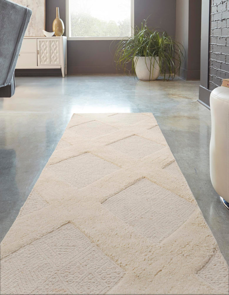 Trellis Wool Collection Area Rug - Vineyard Runner Ivory  lifestyle 9