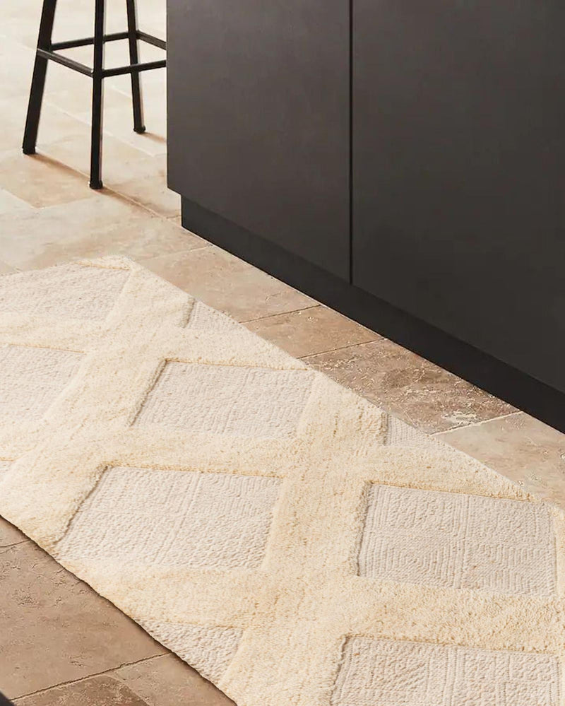 Trellis Wool Collection Area Rug - Vineyard Runner Ivory  lifestyle 15