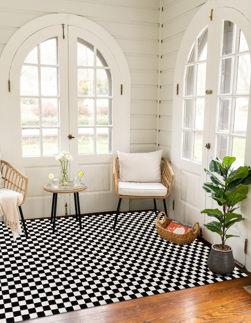 Shepherd's Glen Wool Collection Area Rug - Reykjavik Square Black and White  lifestyle 19